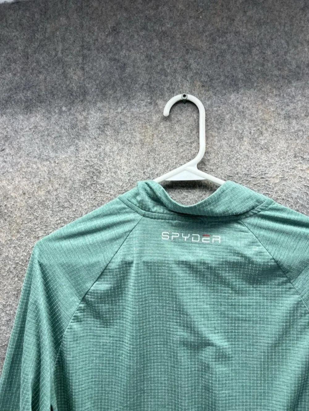 Spyder Active Pullover Mens Medium Green 1/4 Zip Long Sleeve Performance Top